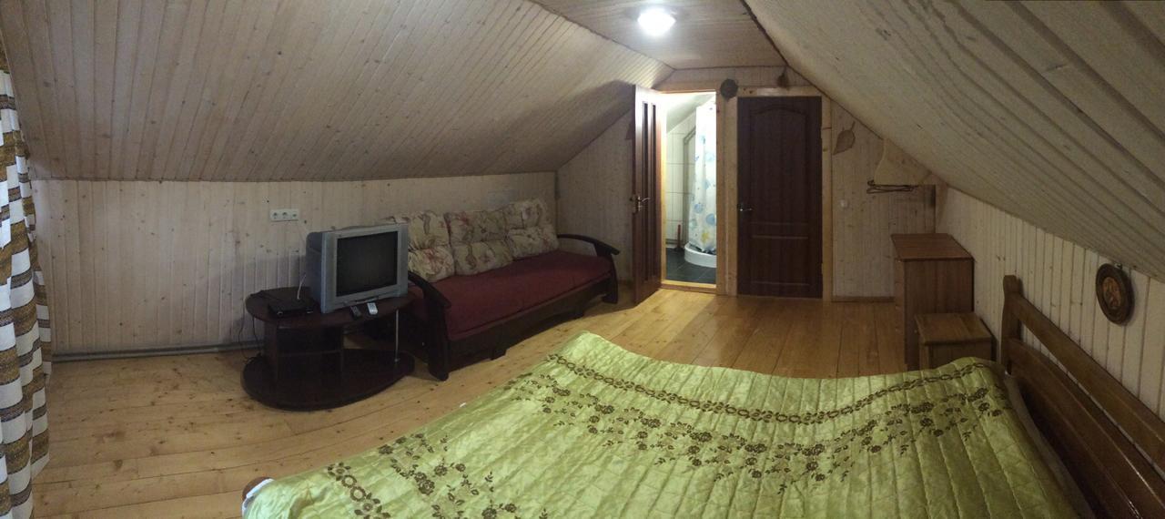 Guest House U Myrona Jaremtsje Buitenkant foto
